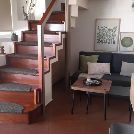 Dione Loft *